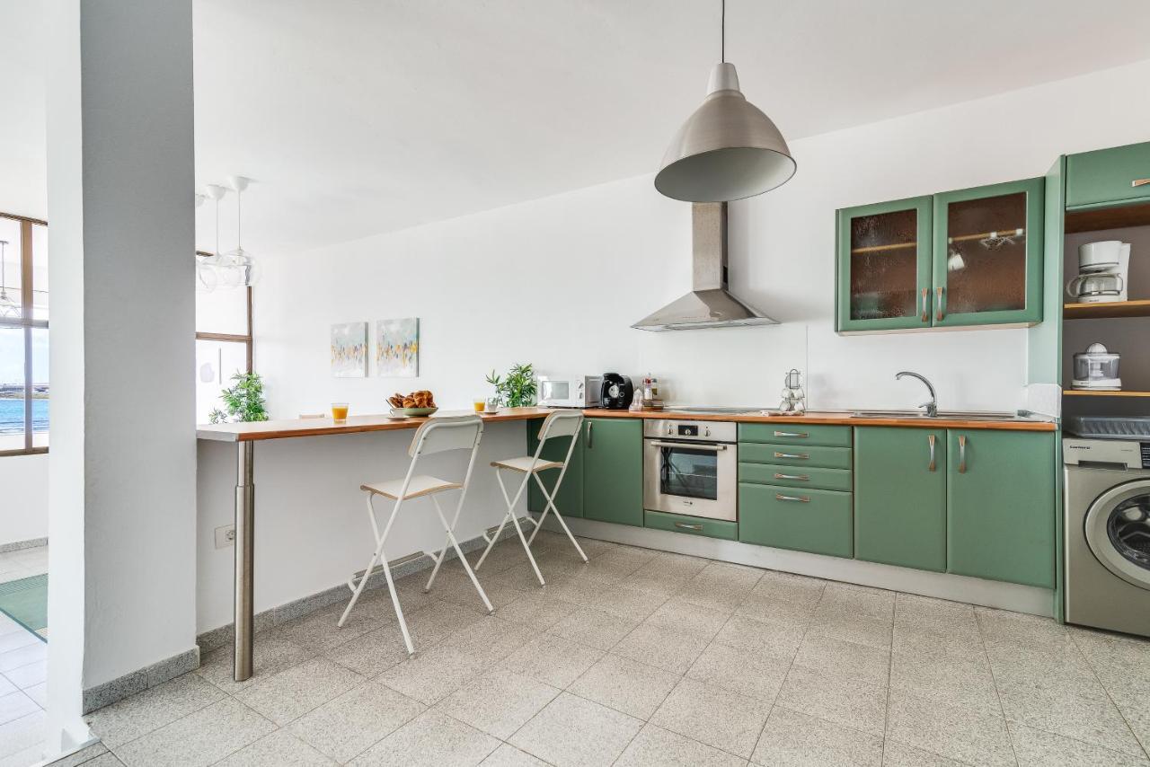 Home2Book Lovely Beachfront Apt Arinaga Green Exteriör bild