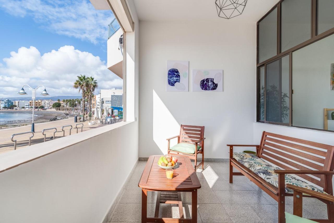 Home2Book Lovely Beachfront Apt Arinaga Green Exteriör bild